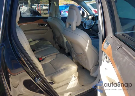 2016 Volvo Xc90 T6 Inscription z USA, uszkodzony, nr VIN YV4A22PLXG1013155